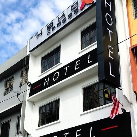 Hako Xpress Skudai Baru Hotel Johor Bahru Buitenkant foto