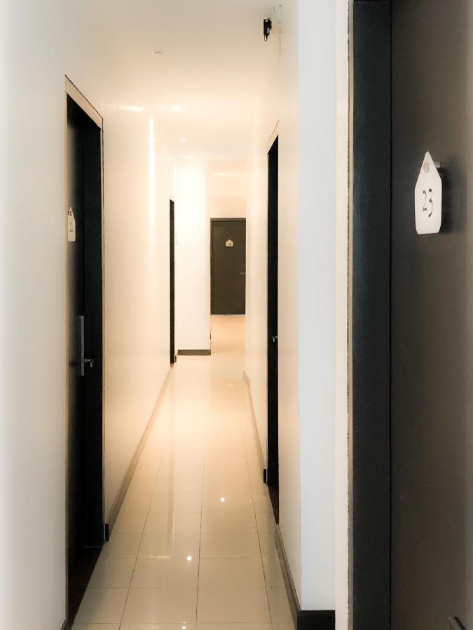 Hako Xpress Skudai Baru Hotel Johor Bahru Buitenkant foto