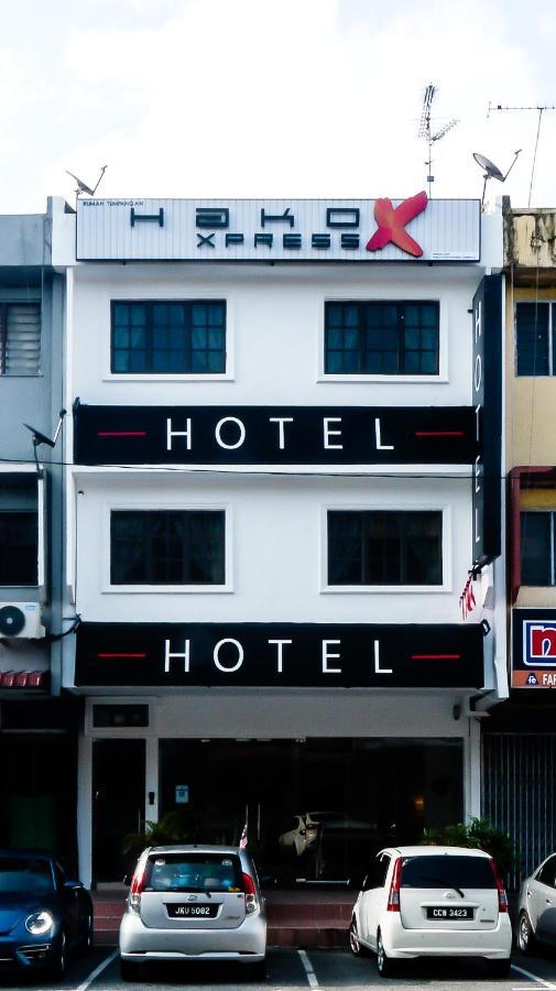 Hako Xpress Skudai Baru Hotel Johor Bahru Buitenkant foto