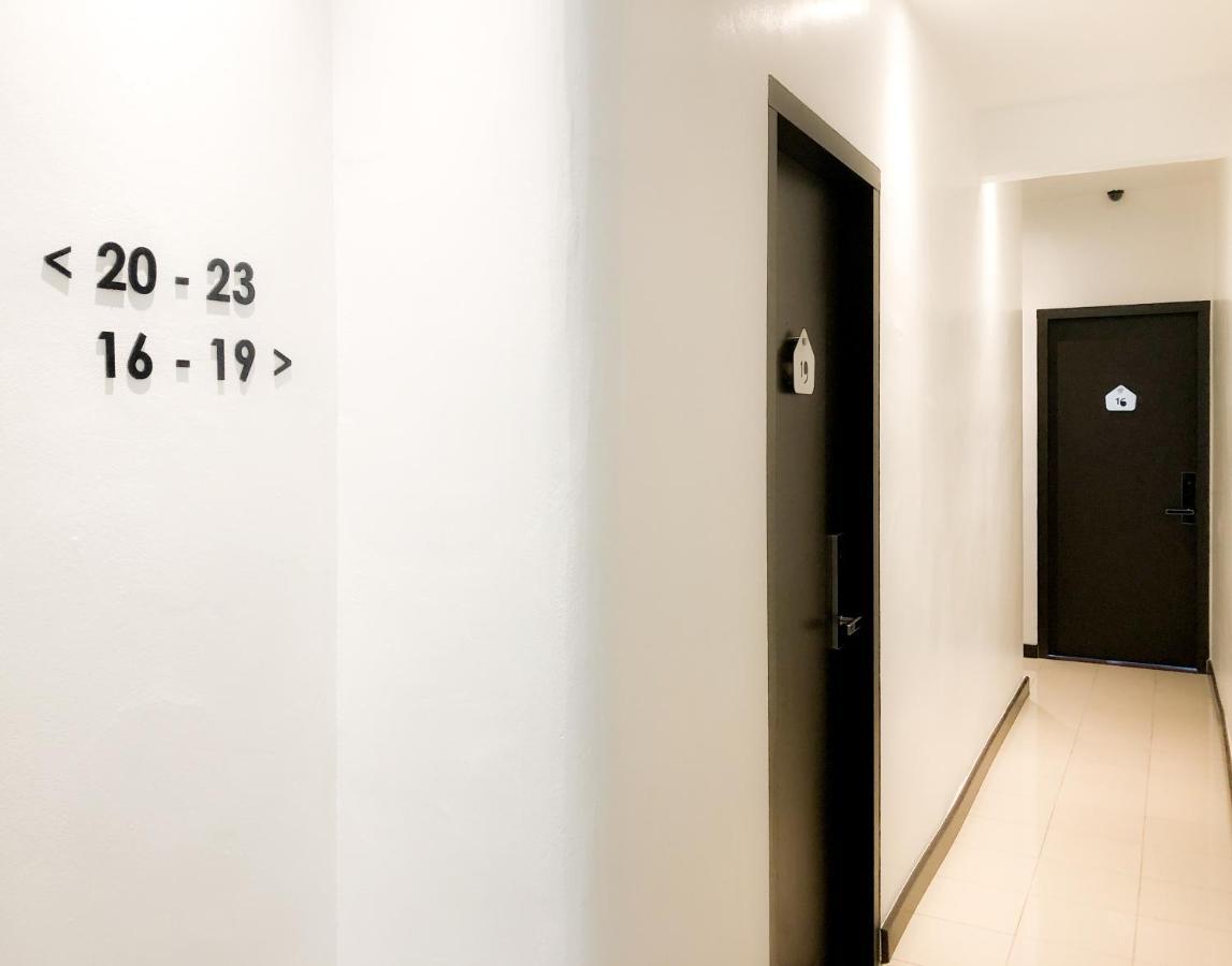 Hako Xpress Skudai Baru Hotel Johor Bahru Buitenkant foto